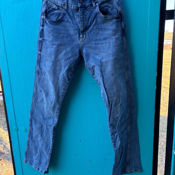 Wrangler Retro Slim Boot pair of jean - Picture 4 of 5